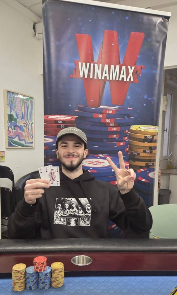 12095f34-4ab4-4b48-8ef1-791144079fd8-615x1024 𝙎𝙏𝙀𝙋 1️⃣ : 𝘽𝙖𝙘𝙠-𝙩𝙤-𝙗𝙖𝙘𝙠 𝙥𝙤𝙪𝙧 𝙇𝙤𝙧𝙚𝙣𝙯𝙤𝙤 & 𝙉1𝙜𝙝𝙩-𝙉𝙧𝙫69 ! 👊👊💥