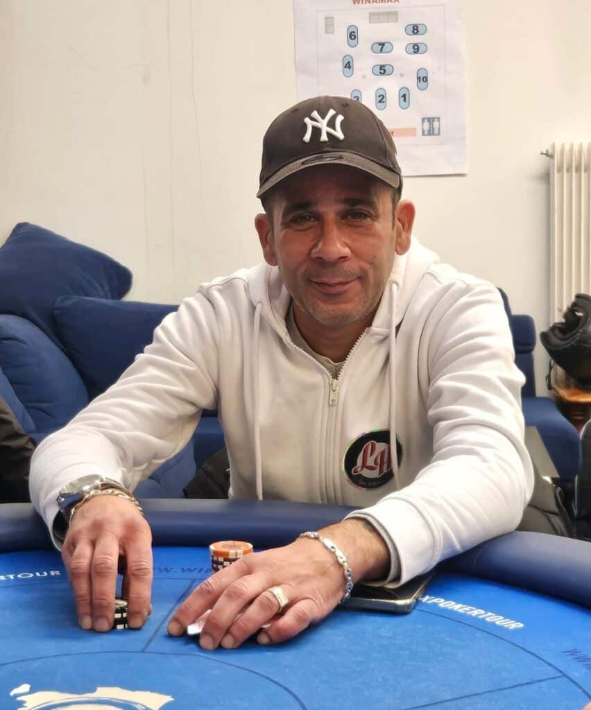 701d937d-332f-408f-b8c0-da49b43b0fa5-852x1024 𝙁𝙧𝙚𝙚𝙧𝙤𝙡𝙡 𝘽 : 𝙙𝙤𝙪𝙗𝙡é 𝙇𝙞𝙫𝙚/𝙊𝙣𝙡𝙞𝙣𝙚 𝙥𝙤𝙪𝙧 𝙇𝙚 𝙬𝙞𝙣𝙣𝙚𝙧69 ! ✌️